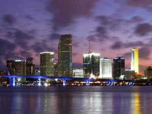 miami downtown at night