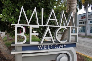 miami beach welcome sign